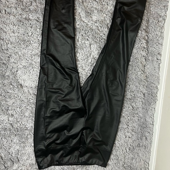 Black Leather Leggings - Picture 1 of 2